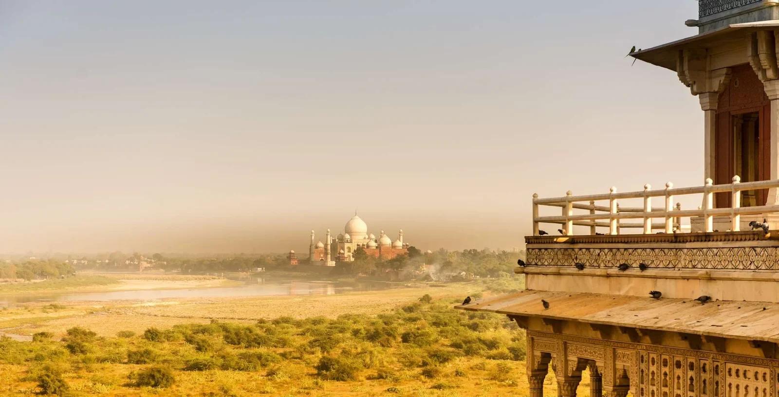 Taj-Mahal-Agra-1